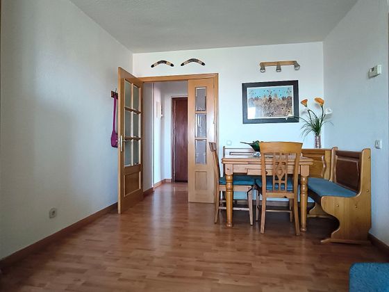 Foto 2 de Pis en venda a La Serna de 3 habitacions amb terrassa i garatge
