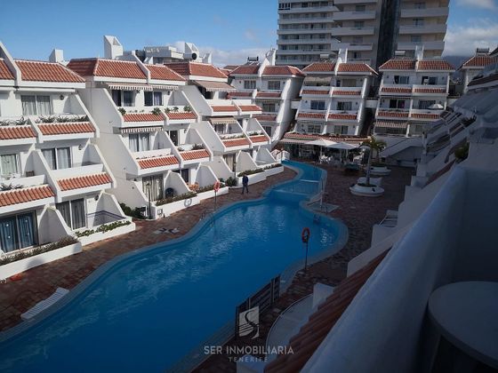 Foto 1 de Piso en alquiler en avenida Arquitecto Gómez Cuesta de 1 habitación con terraza y piscina