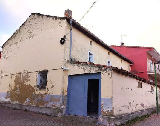 Foto 2 de Casa en venda a calle Ermita de 5 habitacions amb garatge i calefacció