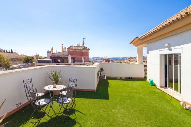 Foto 1 de Àtic en venda a Caleta de Vélez de 3 habitacions amb terrassa i piscina