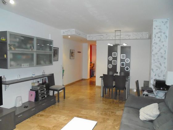 Foto 2 de Piso en venta en calle Puchades de 3 habitaciones con aire acondicionado y ascensor