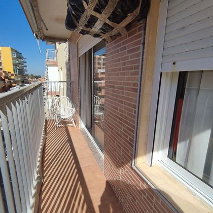 Foto 2 de Venta de piso en El Perelló - Les Palmeres - Mareny de Barraquetes de 3 habitaciones con terraza y aire acondicionado