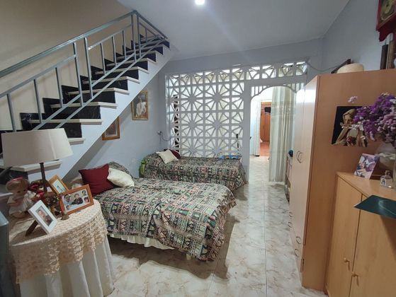 Foto 1 de Casa en venda a Sueca ciudad de 4 habitacions amb terrassa i calefacció