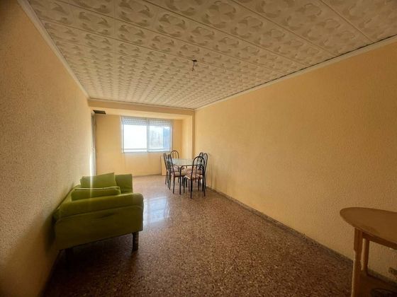 Foto 1 de Pis en venda a Centro - Almazora/Almassora de 4 habitacions amb balcó