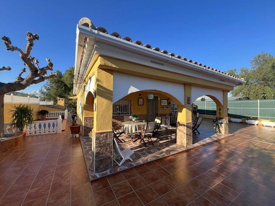 Foto 2 de Casa en venta en Onda de 2 habitaciones con terraza y piscina