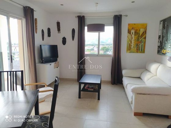 Foto 1 de Alquiler de piso en Benicasim Golf de 2 habitaciones con terraza y piscina