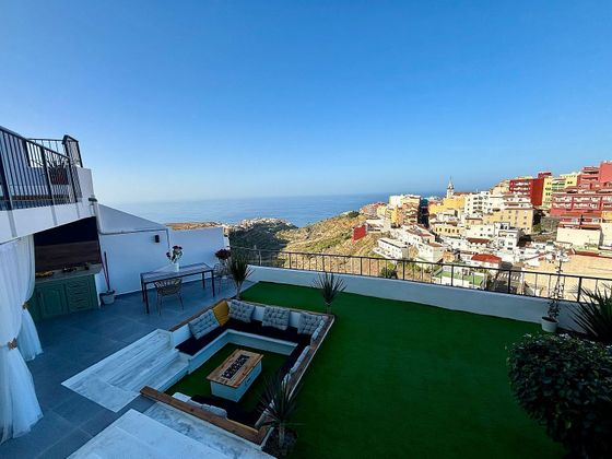 Foto 1 de Casa en venda a Los Realejos-Icod El Alto de 4 habitacions amb terrassa i balcó