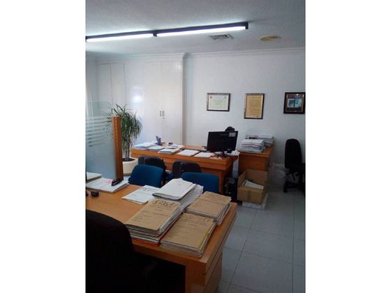 Foto 1 de Oficina en venda a Plaza de Toros - Santa Rita amb aire acondicionat i ascensor