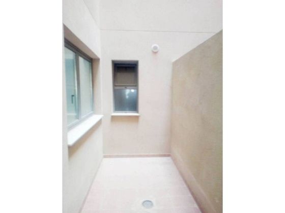 Foto 2 de Oficina en lloguer a Plaza de Toros - Santa Rita amb aire acondicionat i ascensor