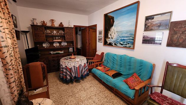 Foto 2 de Casa en venda a La Herradura de 5 habitacions amb terrassa i calefacció