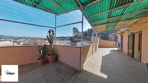 Foto 1 de Venta de piso en Monistrol de Montserrat de 2 habitaciones con terraza y jardín