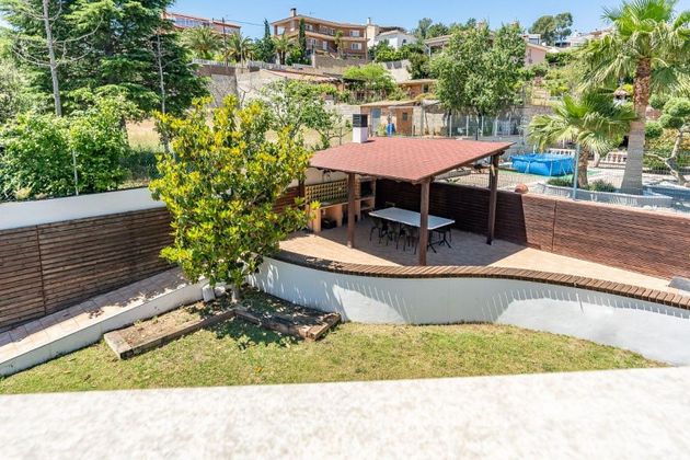 Foto 2 de Casa en venda a Castellvell del Camp de 5 habitacions amb piscina i balcó
