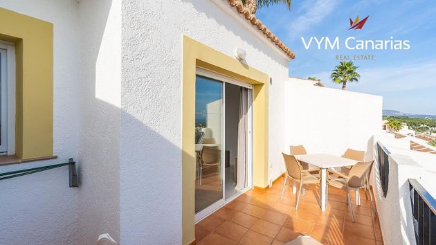 Foto 1 de Casa adossada en venda a Zona Levante - Playa Fossa de 1 habitació amb terrassa i piscina