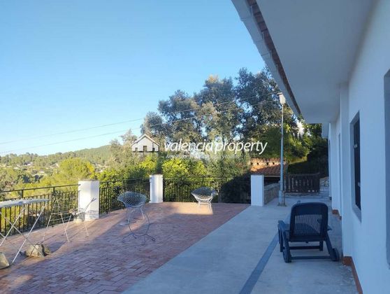 Foto 2 de Casa adossada en venda a Xàtiva de 3 habitacions amb terrassa i piscina