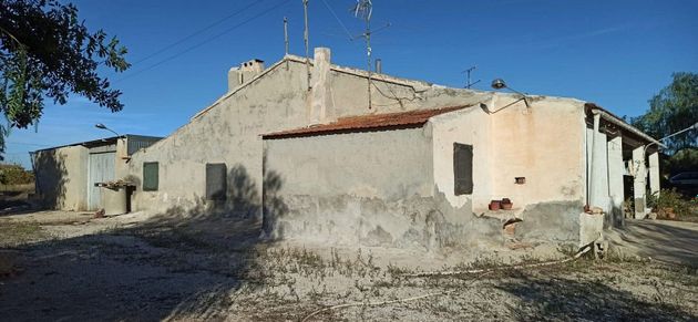 Foto 2 de Venta de chalet en Perleta - Maitino de 3 habitaciones con jardín y calefacción