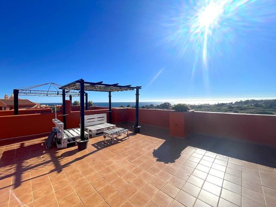 Foto 2 de Àtic en venda a El Castillo de 2 habitacions amb terrassa i balcó
