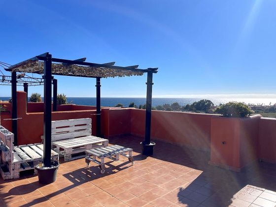Foto 1 de Àtic en venda a El Castillo de 2 habitacions amb terrassa i balcó