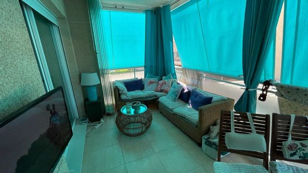 Foto 1 de Piso en venta en Daimús de 2 habitaciones con terraza y piscina