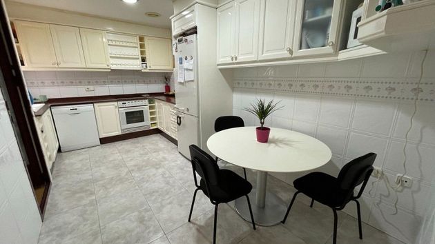 Foto 2 de Pis en venda a Centro - Gandia de 4 habitacions amb garatge i aire acondicionat