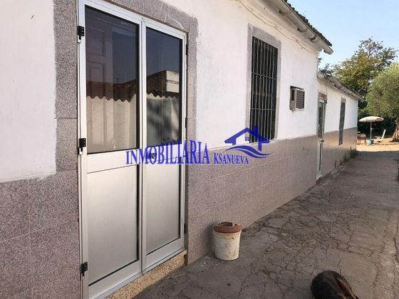 Foto 1 de Casa rural en venta en Puente Genil de 3 habitaciones y 300 m²