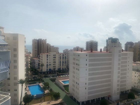 Foto 1 de Piso en venta en calle D'aragó de 3 habitaciones con terraza y piscina