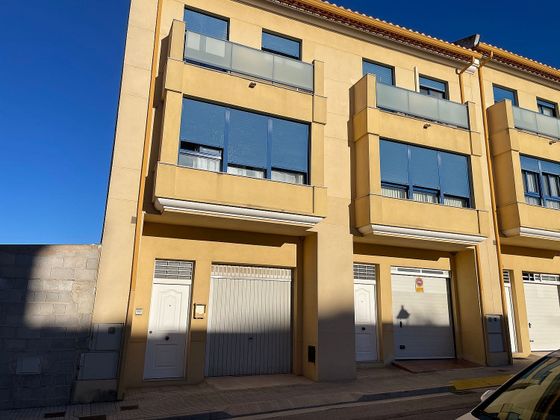 Foto 1 de Casa en venta en calle San Macia de 4 habitaciones con terraza y garaje