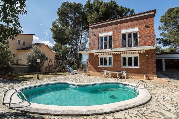 Foto 1 de Xalet en venda a Pallejà de 7 habitacions amb terrassa i piscina