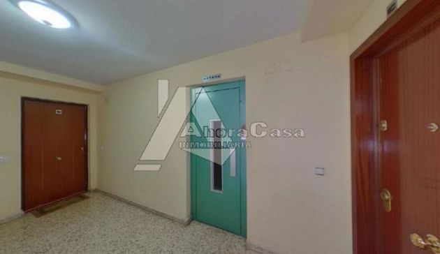 Foto 2 de Venta de piso en La Avanzada - La Cueva de 3 habitaciones con ascensor