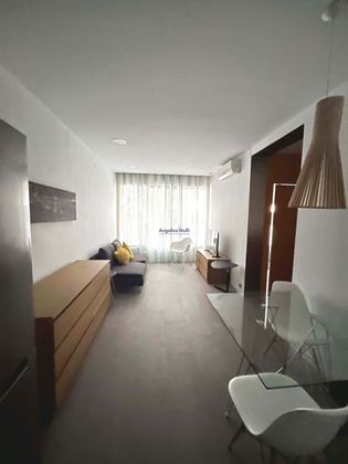 Foto 1 de Pis en lloguer a Sant Antoni de 2 habitacions amb mobles i aire acondicionat