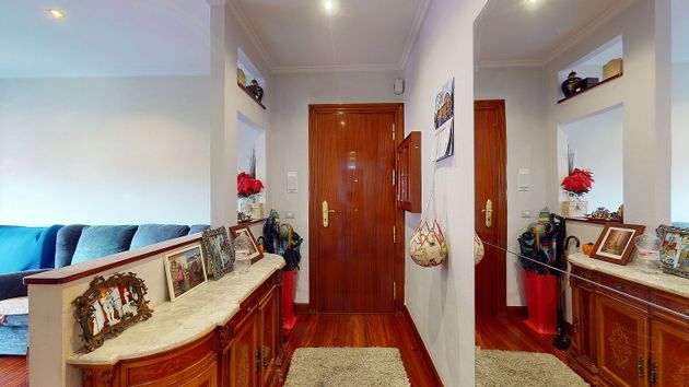 Foto 1 de Venta de piso en Iralabarri de 2 habitaciones con garaje y calefacción