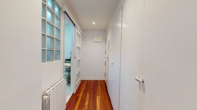 Foto 2 de Venta de piso en Ametzola de 1 habitación con balcón y calefacción