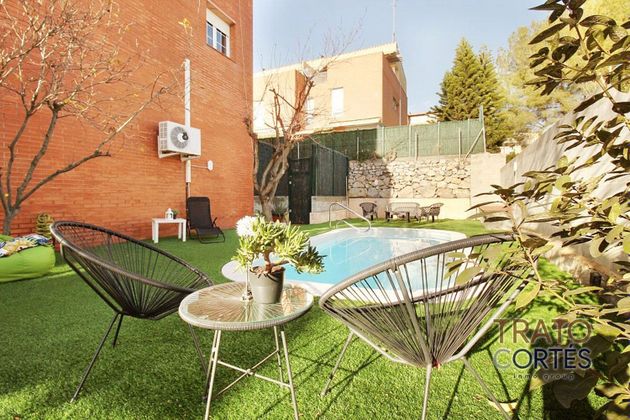 Foto 1 de Casa en venda a La Roureda de 4 habitacions amb terrassa i piscina