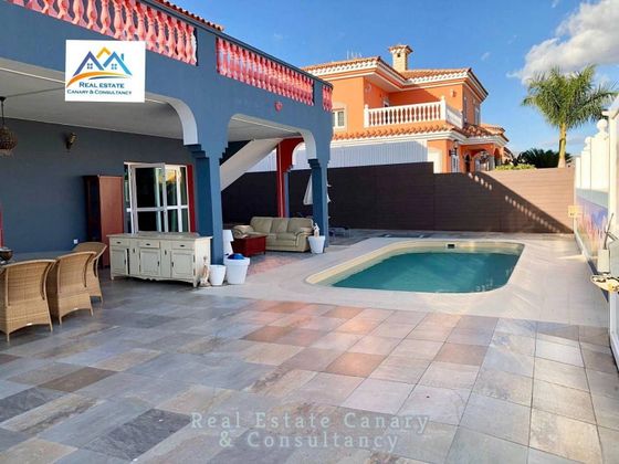 Foto 1 de Casa en venta en Sonnenland de 5 habitaciones con terraza y piscina