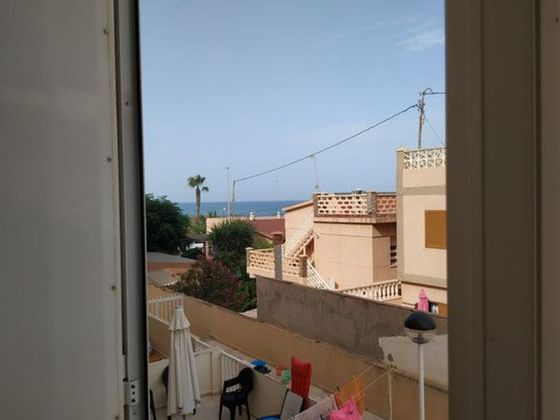 Foto 2 de Piso en venta en calle El Faro de 2 habitaciones con terraza y garaje