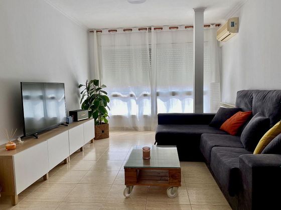 Foto 1 de Ático en venta en Eixample Nord – La Devesa de 2 habitaciones con terraza y aire acondicionado