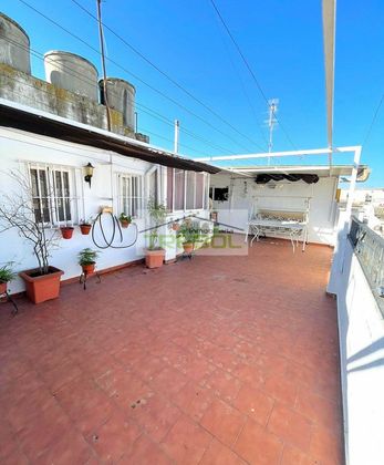 Foto 1 de Casa en venda a avenida De San Amador de 4 habitacions amb terrassa i balcó