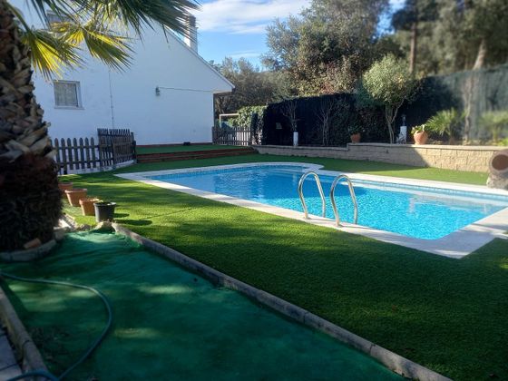 Foto 1 de Casa en venda a Llagostera de 4 habitacions amb terrassa i piscina