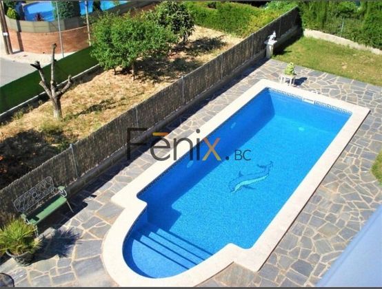 Foto 2 de Xalet en venda a Canyelles de 5 habitacions amb terrassa i piscina