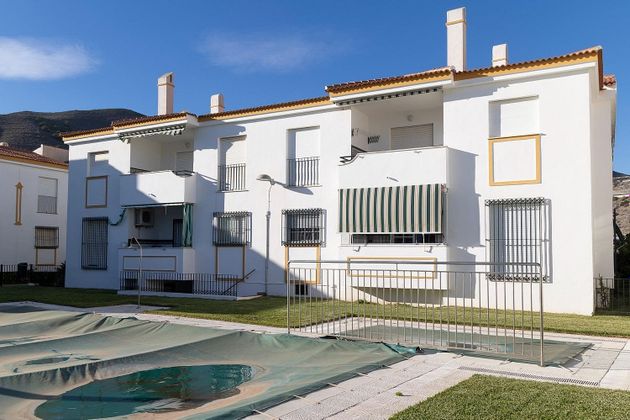Foto 1 de Casa en venta en calle Espetos de 3 habitaciones con terraza y piscina