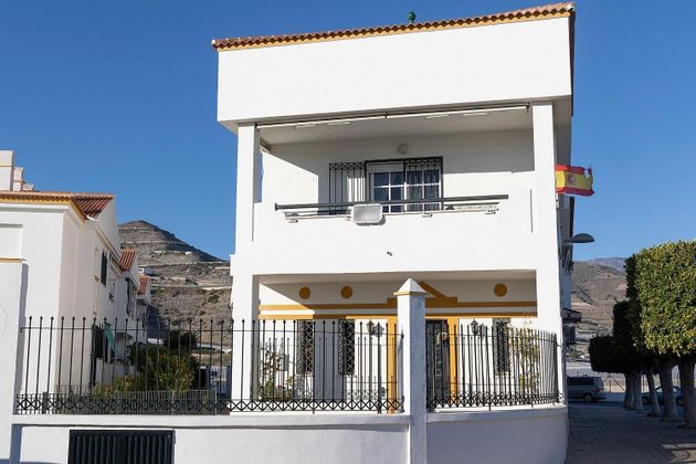 Foto 2 de Casa en venda a calle Espetos de 3 habitacions amb terrassa i piscina