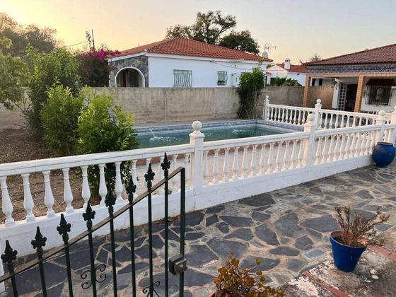 Foto 2 de Casa en venda a Corteconcepción de 4 habitacions amb terrassa i piscina