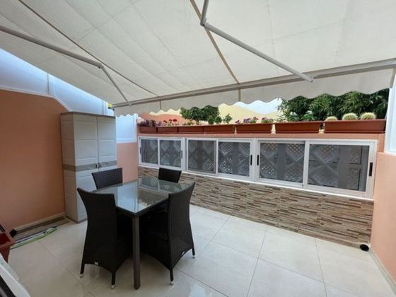 Foto 1 de Alquiler de piso en Costa Adeje de 1 habitación con terraza y aire acondicionado
