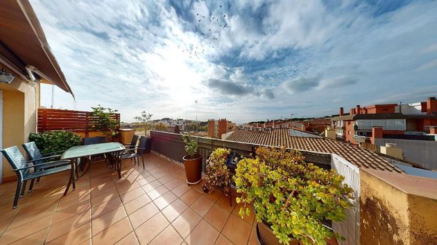 Foto 2 de Àtic en venda a Canet de Mar de 4 habitacions amb terrassa i balcó
