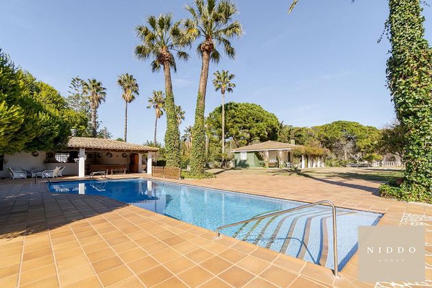 Foto 1 de Venta de chalet en Costa Daurada - Sant Gaietà de 6 habitaciones con terraza y piscina