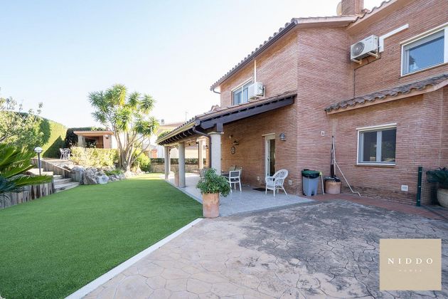 Foto 1 de Casa en venda a Caldes de Montbui de 5 habitacions amb terrassa i piscina
