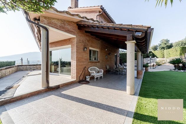 Foto 2 de Casa en venda a Caldes de Montbui de 5 habitacions amb terrassa i piscina