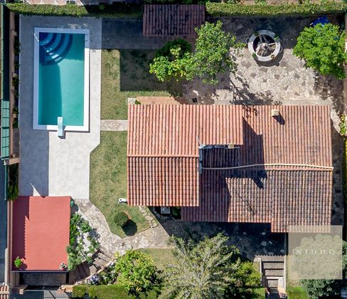 Foto 2 de Xalet en venda a Mira-sol de 4 habitacions amb terrassa i piscina