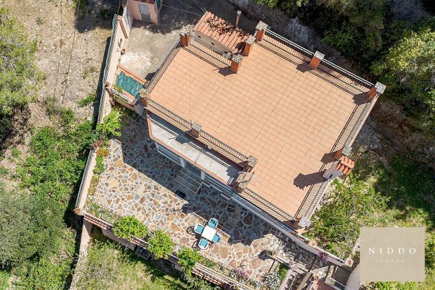 Foto 2 de Xalet en venda a La Floresta - Les Planes de 3 habitacions amb terrassa i jardí