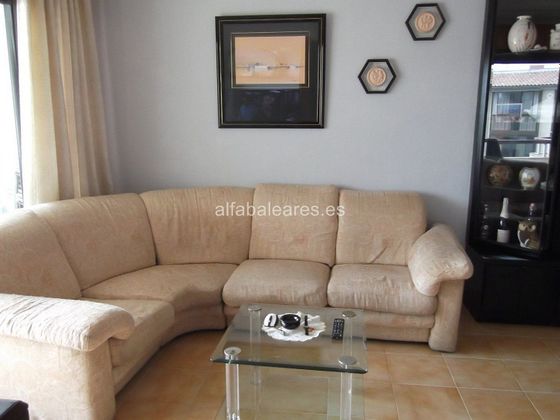 Foto 1 de Piso en venta en Port d'Alcúdia - Platja d'Alcúdia de 3 habitaciones con terraza y aire acondicionado