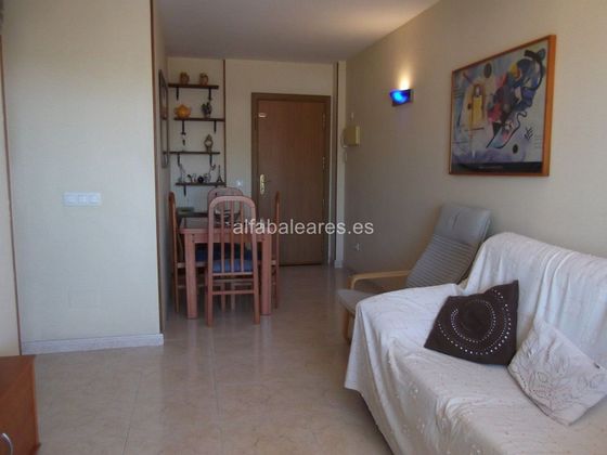 Foto 1 de Piso en venta en Port d'Alcúdia - Platja d'Alcúdia de 2 habitaciones con terraza y balcón